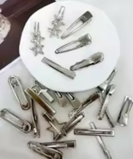 24Pcs Y2K Silver Metal Star Hair Clips Set - Seamless Duckbill Pins